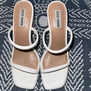 Steve Madden blocky heel